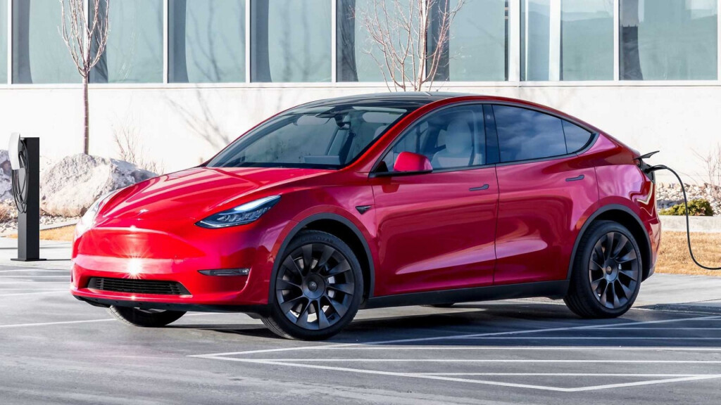 Tesla TSLA Delivered 343 840 EVs In Q3 2025 Missing Expectations 